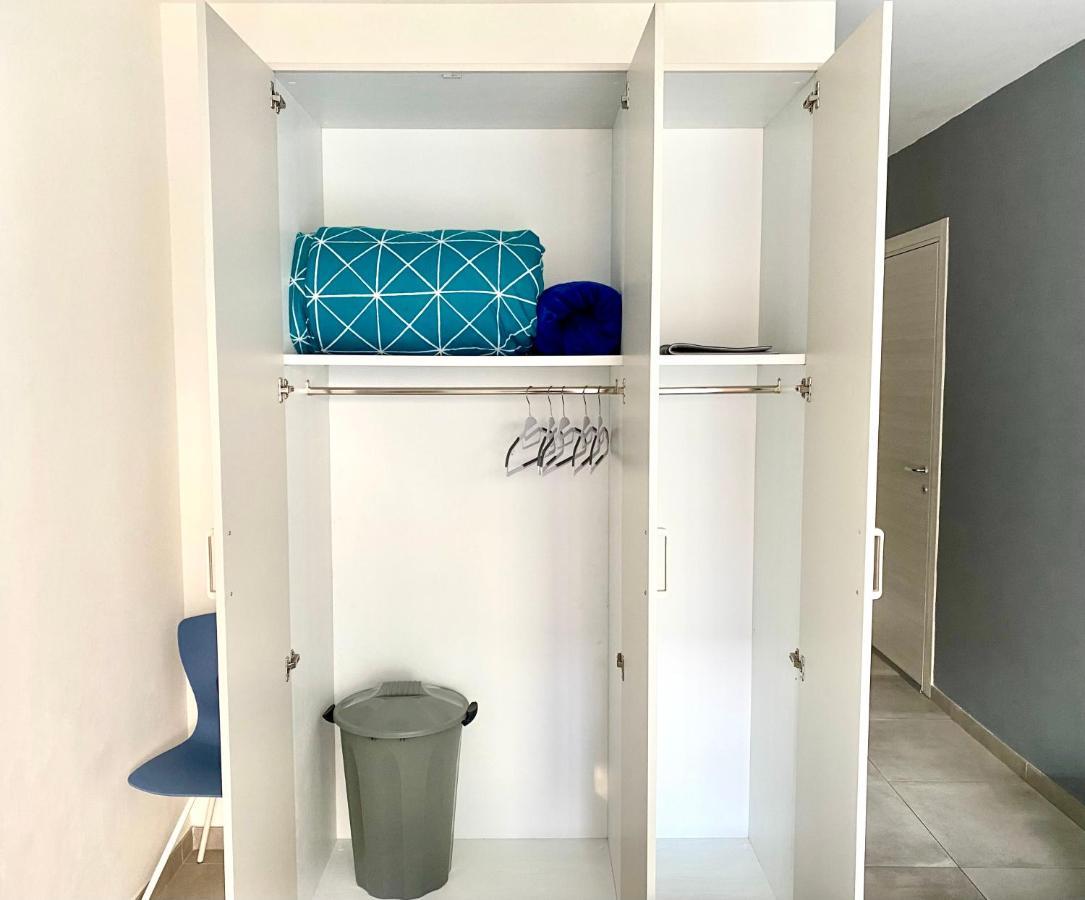 Central- Private En-Suite With Balcony In Shared Residence Pietà Exterior foto