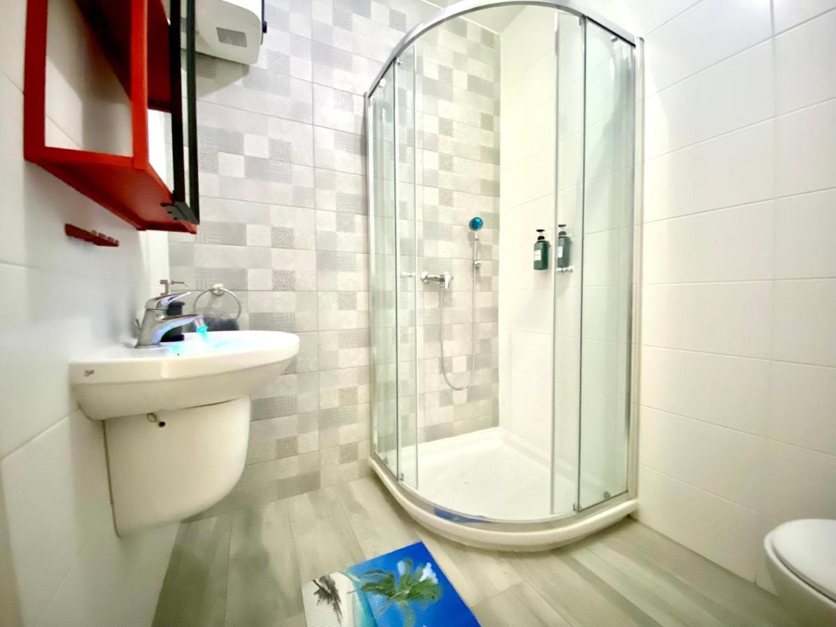 Central- Private En-Suite With Balcony In Shared Residence Pietà Exterior foto
